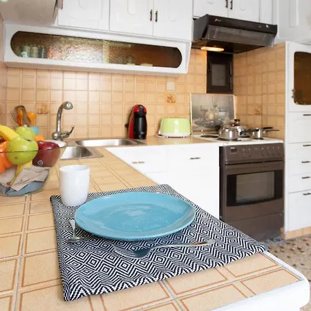 Petralona Spacious Penthouse Apartment